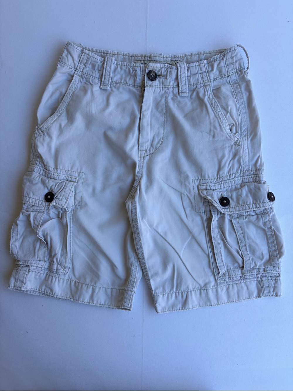 American Eagle Outfitters Men's Cargo Shorts - Cream